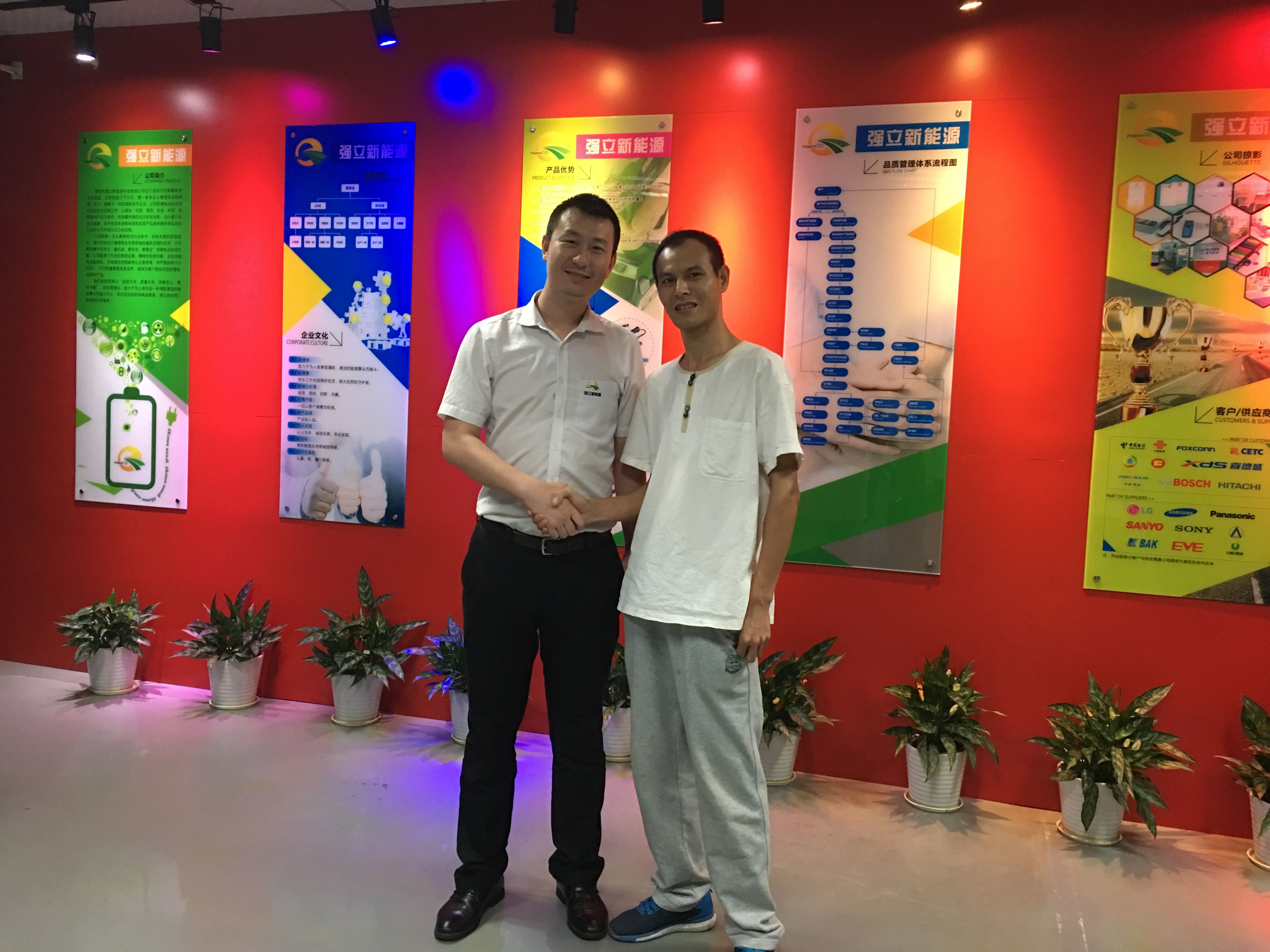 如何找一個合適塑料模具廠(chǎng)?