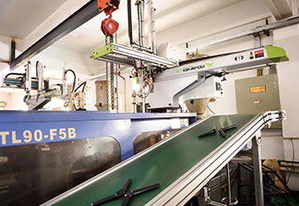 模具注塑(sù)廠 模具注塑廠