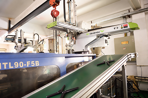 注塑模(mó)具廠(chǎng) 注塑模具廠